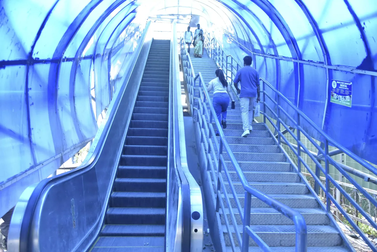 Telangana: Faulty Escalators Force People To Take Cross Roads Despite Risks