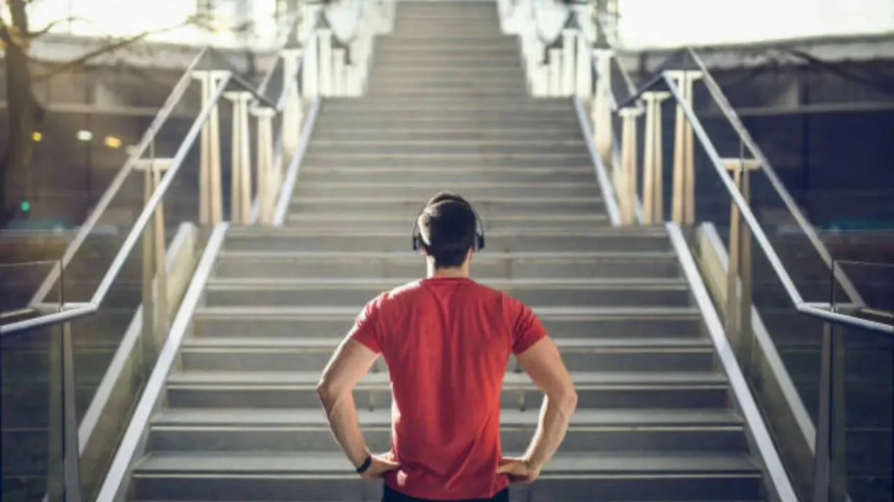 10 Realistic Fitness Goals That Actually Work - and How to Stick to Them