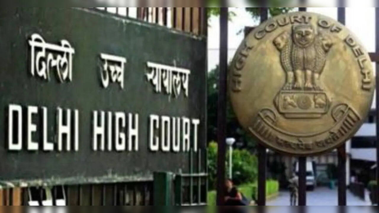 'Maternity Cannot Turn Into Career Setback': Delhi HC Orders Rs 10 Lakh For CA Demoted Post-Leave