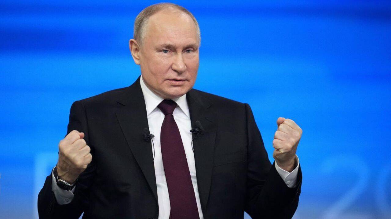Putin Escalates Bombing Campaign Against Ukraine After CIA Chief's Moscow Visit, Says Report