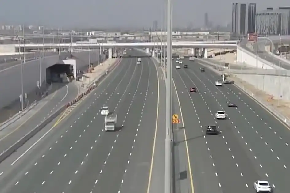 3.Abu Dhabi announces speed limit reduction on E311 starting Sept 14