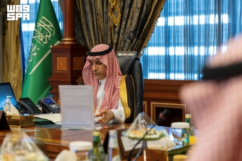 Saudi-Kuwaiti panel discusses joint security initiatives RIYADH — Saudi Assistant Minister of Interior Dr. Hisham Al-Falih and Kuwaiti Ministry of Interior Undersecretary Lt. Gen. Abdulwahab Al-Wuhaib co-chaired the third meeting of the Military and
