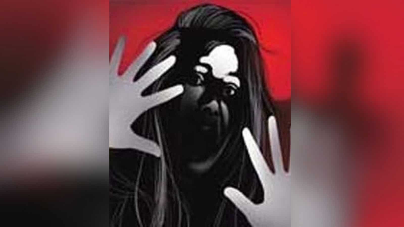 Cab driver flees with Rs 60,000 after molestation bid near Shamshabad