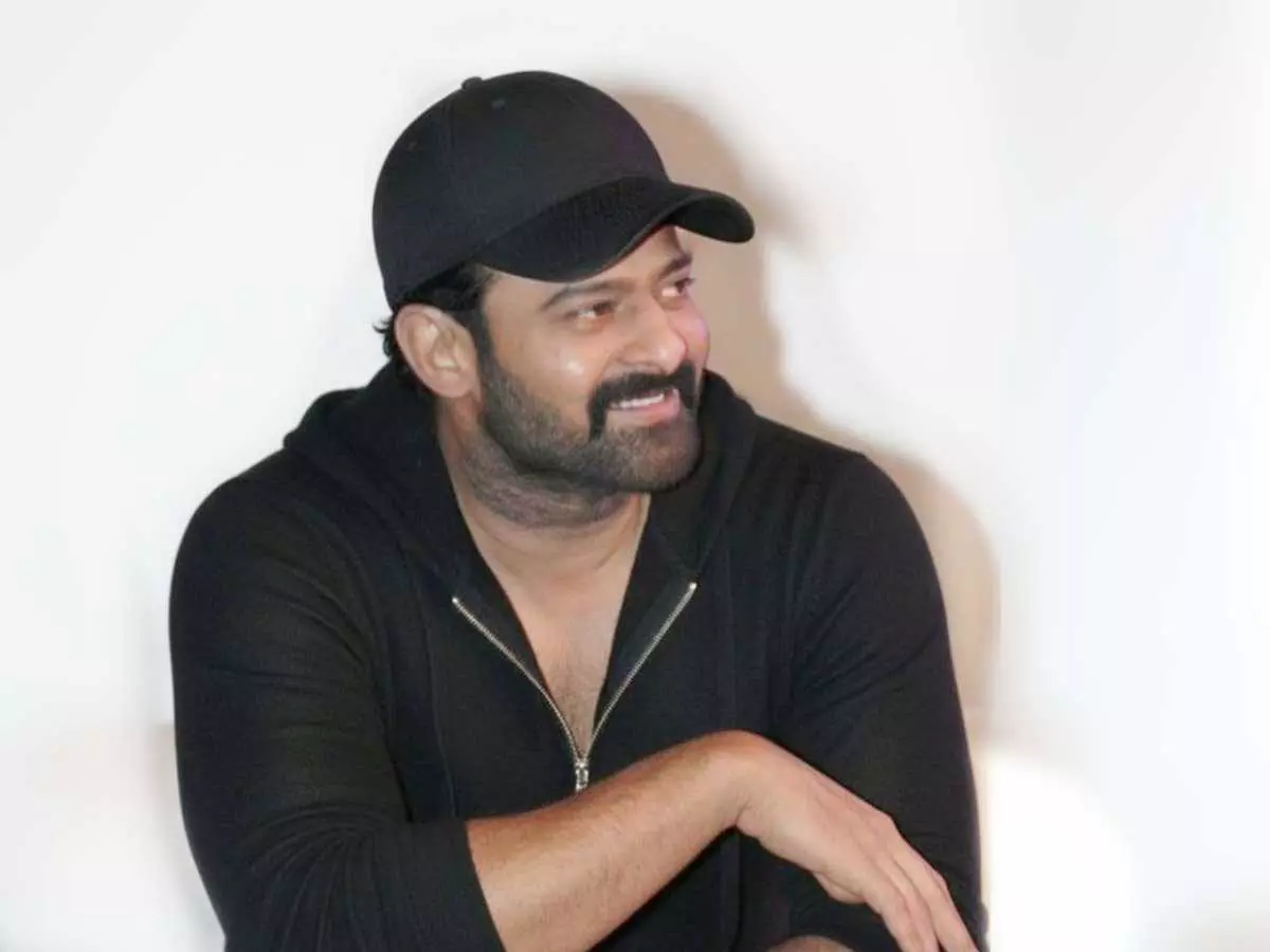 Prabhas Greets Amitabh Bachchan