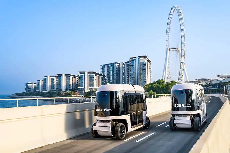4.Dubai trials new transport system with driverless pods that operate away from traffic
