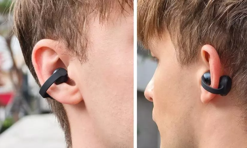 Samsung Unveils Galaxy Buds On Clip-On Earbuds