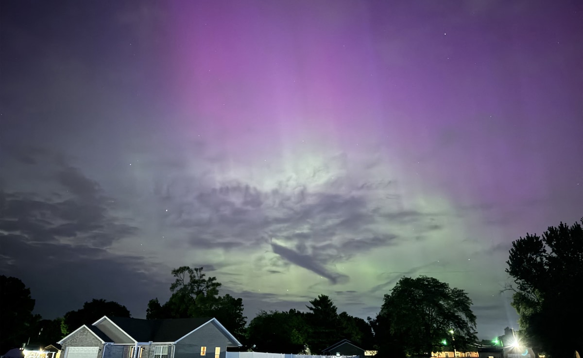 Northern lights seen over Ohio during a geomagnetic storm Northern lights seen over Ohio during a geomagnetic storm