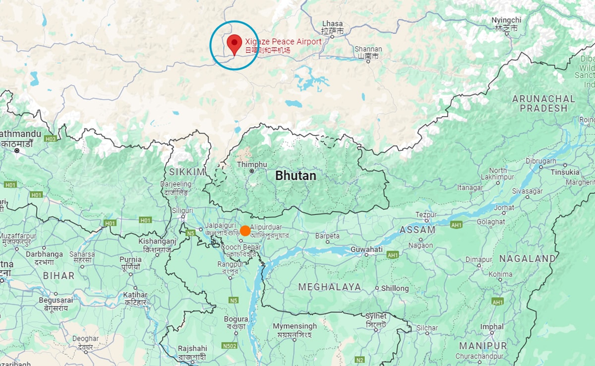 (Blue circle) Xigaze airport is a dual-use military and civilian airport (Orange circle) Hasimara in West Bengal, where India bases its second squadron of 16 Rafales (Blue circle) Xigaze airport is a dual-use military and civilian airport (Orange circle) Hasimara in West Bengal, where India bases its second squadron of 16 Rafales