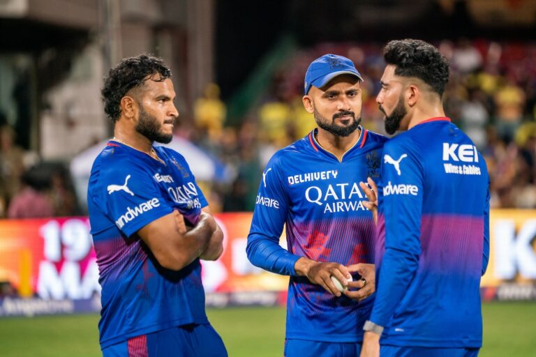 Time Up For Siraj, Dayal, Other Bowlers? RCB Coach Drops Big Auction Hint