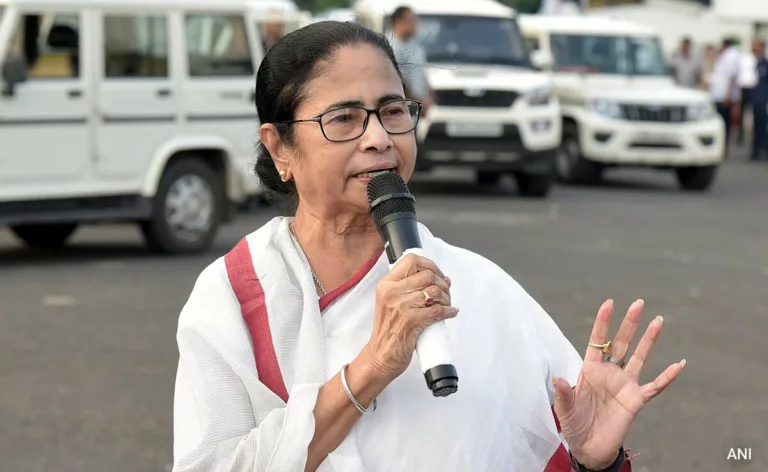 'She Chose Not To Speak More': NITI Aayog CEO On Mamata Banerjee's Charge