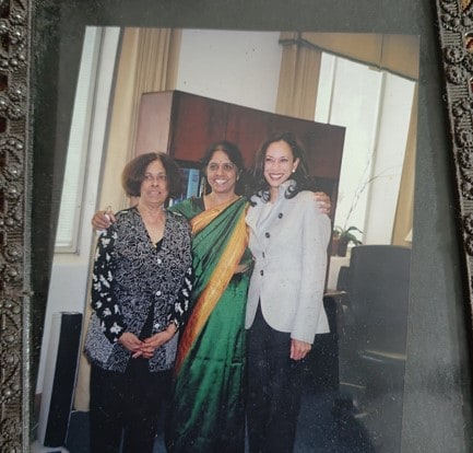 Kamala Harris (R) with her mother (L) and chitthi (C). Kamala Harris (R) with her mother (L) and chitthi (C).