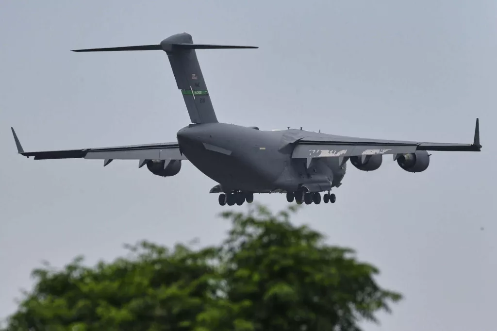 Pakistan kept Iranian planes on its airbases to escape US airstrikes: report