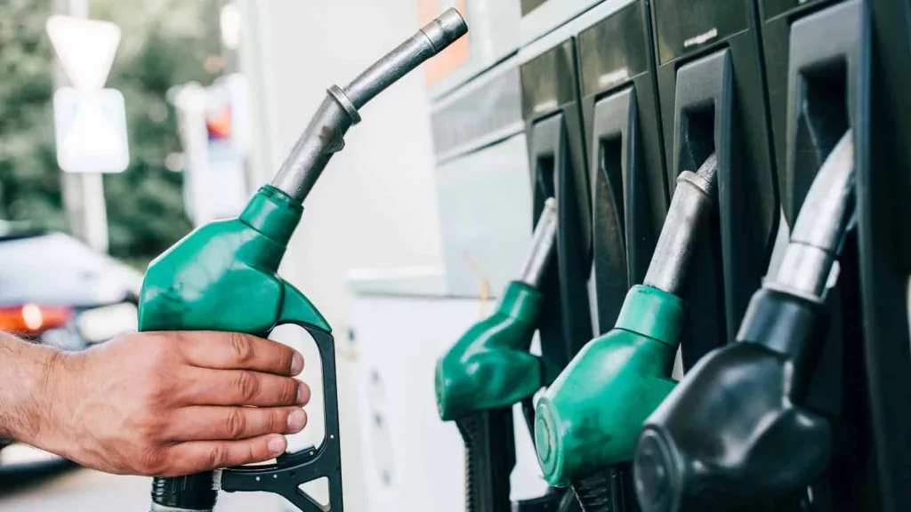 India restricts bulk sale of diesel, petrol at retail outlets