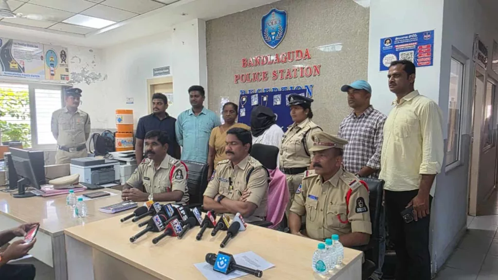 Hyderabad woman arrested for stealing gold, silver worth Rs 15 lakh