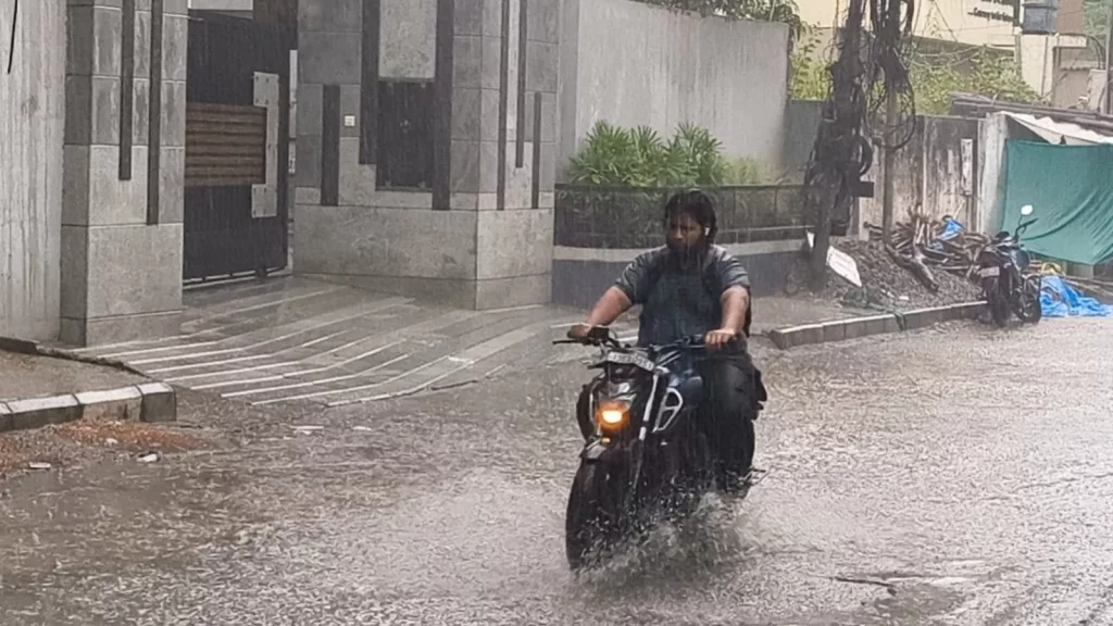Respite from heat as Hyderabad receives moderate rainfall